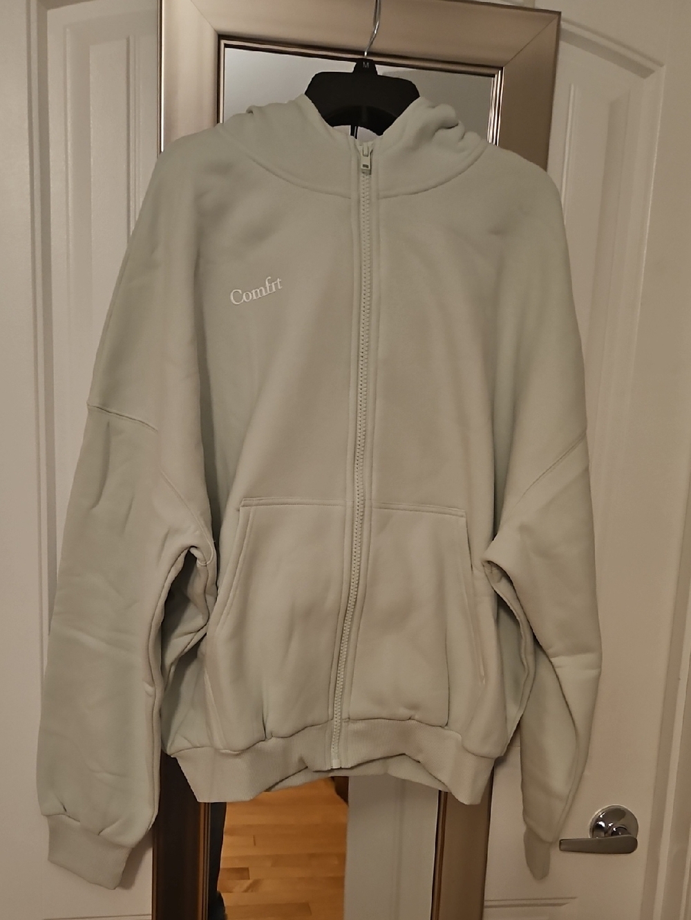 Comfrt Pale Mint Cloud Zip Hoodie - Women - Picture 2 of 6